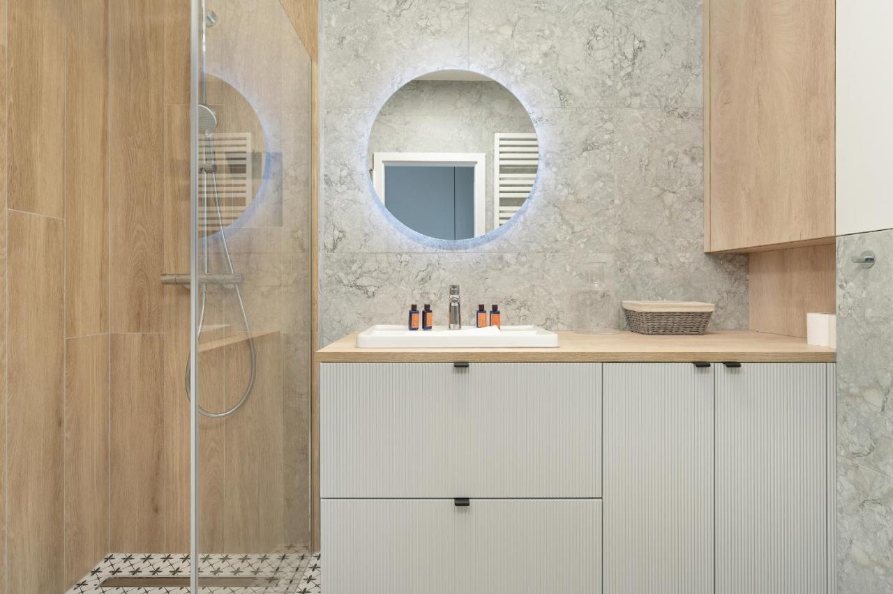 Wojciechowskiego Apartment With Parking By Noclegi Renters Πόζναν Εξωτερικό φωτογραφία
